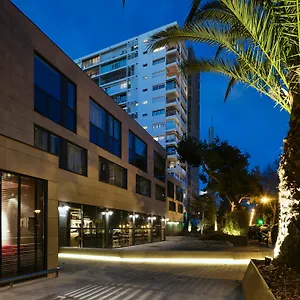 Upper Diagonal 4*, Barcelona Spain